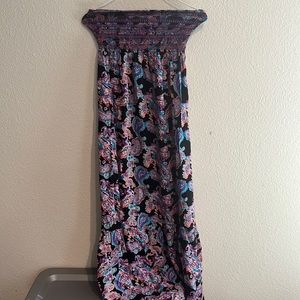 Strapless‎ floral maxi dress